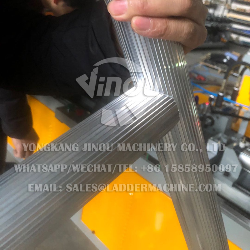 Aluminium Scaffolding Machine