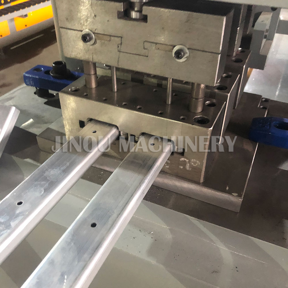 Automatic Machine for Ladder Profile Punching