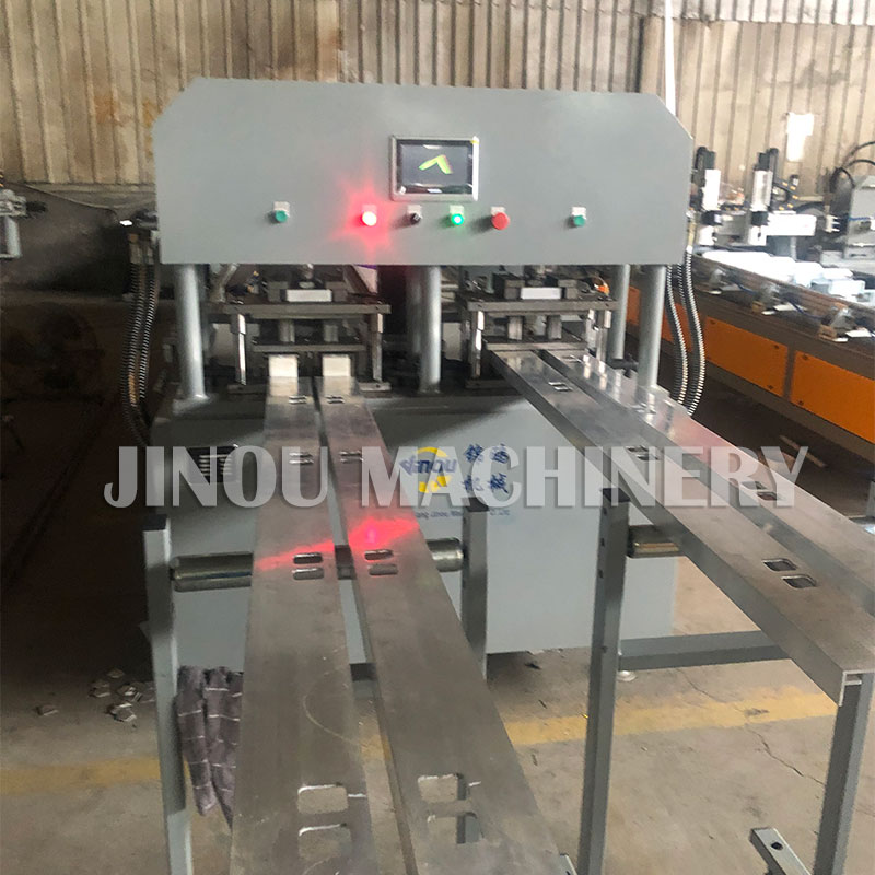 4 Work Station Ladder Profile Punching Machine