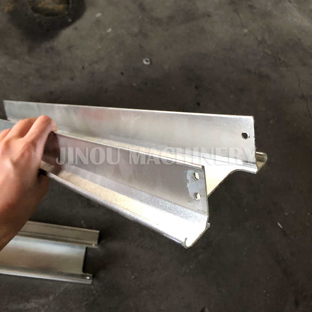 Semi-automatic Machine for the Profile Punching and Cutting for Stepladder