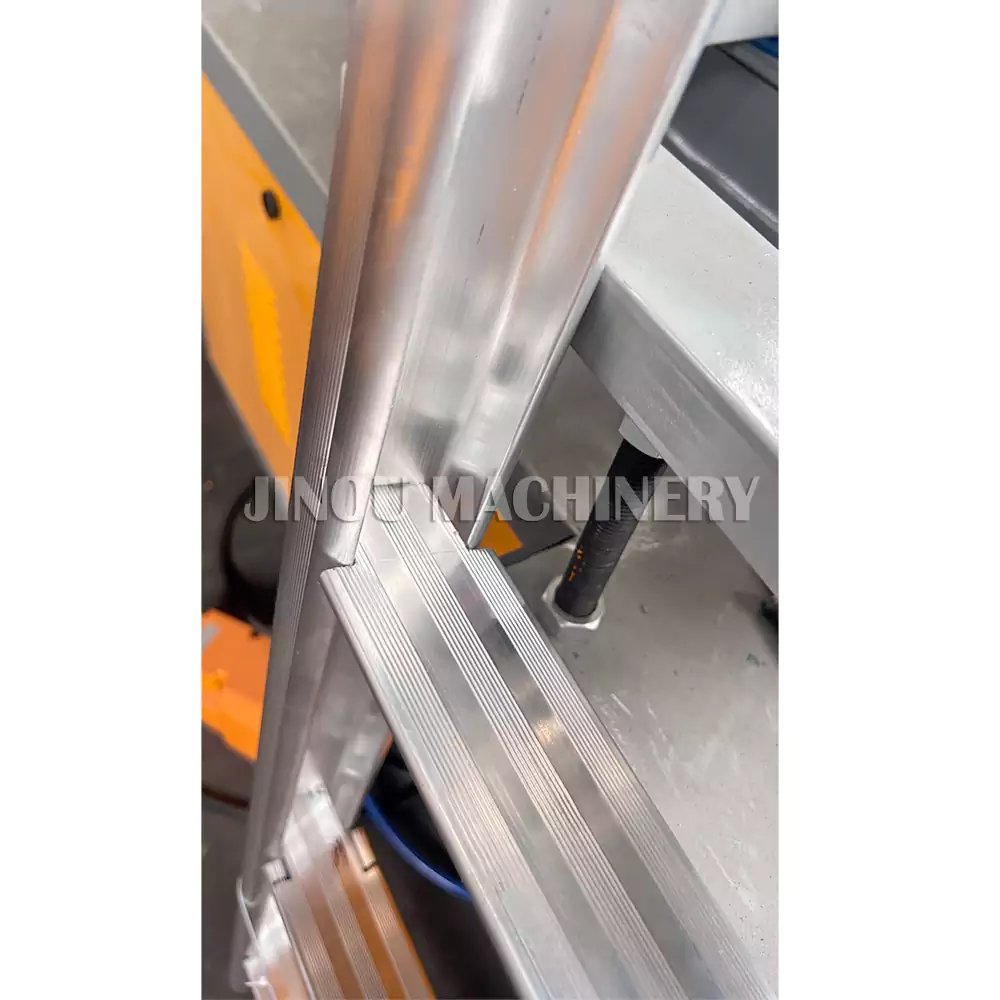 Semi-Automatic Machine for The Profile Punching and Cutting for Aluminium Folding Ladder