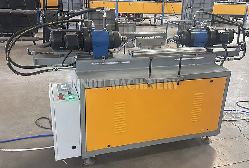 Ladder Riveting Machine for the Steps platform for the Metal Step Ladder